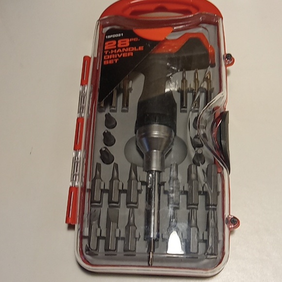 Screwdriver Ratcheting Mechanics Tool Set Brand New 28 Bit T-Handle Drive Set - Picture 4 of 5